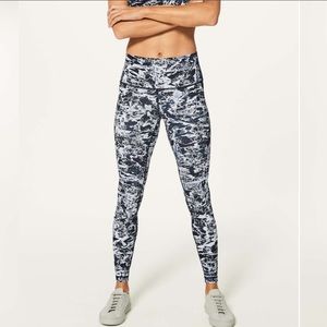 Lululemon Wunder Under Hi-Rise Tight Luxtreme 28" Interlaced Starlight